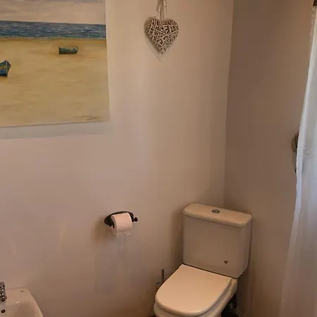 Authentic With Pool And Sea View Lejlighed